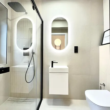 Golden Wabi-sabi Apartment, *