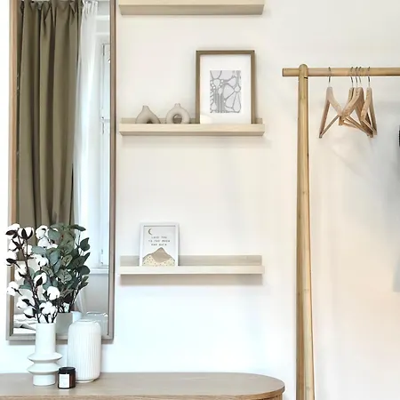 Golden Wabi-sabi Apartment, פראג